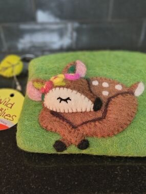 NWT Wild Woolies Handmade Wool Coin Purse Sleeping Fawn